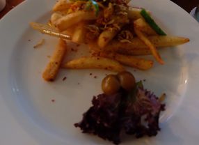 10 Cafe Romantis di Bandung untuk Ajak Pacar Dinner Valentine