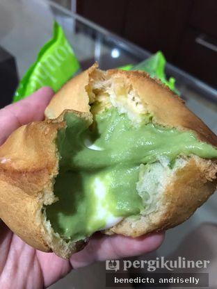 Foto 2 - Makanan di Chateraise oleh ig: @andriselly 