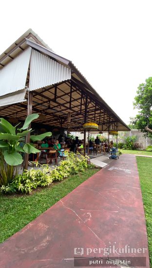 Foto 7 - Eksterior di Warung Bali Pak Gede oleh Putri IG @putrieview