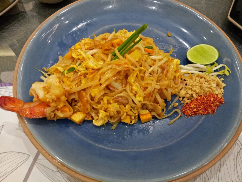 Busaba a Thai Cafe, SCBD - Lengkap: Menu terbaru, jam buka ...