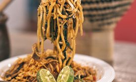 Mie Kangkung Berkat