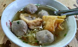 Es Teler Pacar Keling & Bakso Pak No