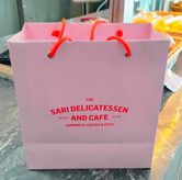Foto di Sari Delicatessen