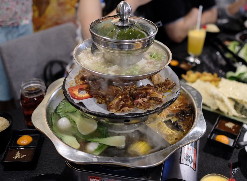 Fire Pot, Pantai Indah Kapuk - Lengkap: Menu terbaru, jam ...