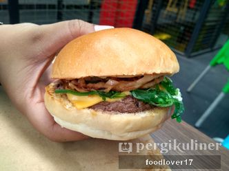 Foto Makanan di Burgushi