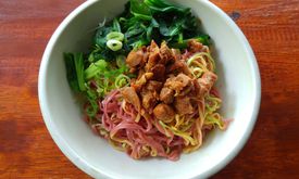 Bakmie Ayam Pelangi