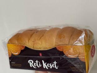 Foto 6 - Makanan di Holland Bakery oleh FoodieTravelDiary23 PL