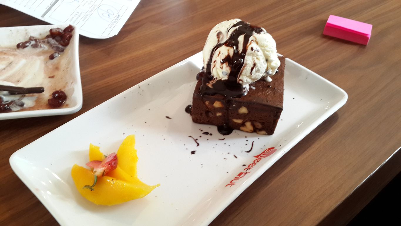Sweet Hut, Pantai Indah Kapuk - Lengkap: Menu terbaru, jam ...