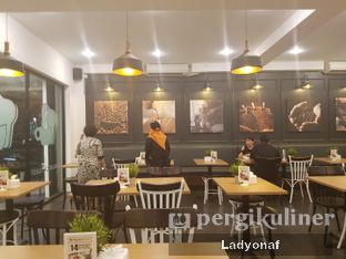 Foto 3 - Interior di Malacca Toast oleh Ladyonaf @placetogoandeat