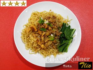 Foto 1 - Makanan di Bakmi Teratai oleh Tirta Lie