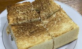 Roti Bakar Wiwied