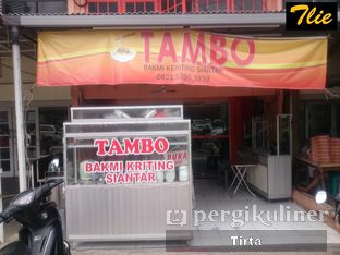 Foto 2 - Eksterior di Tambo Bakmi Keriting Siantar oleh Tirta Lie