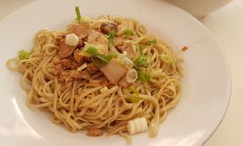 Bakmi Ahiung Khas Jambi
