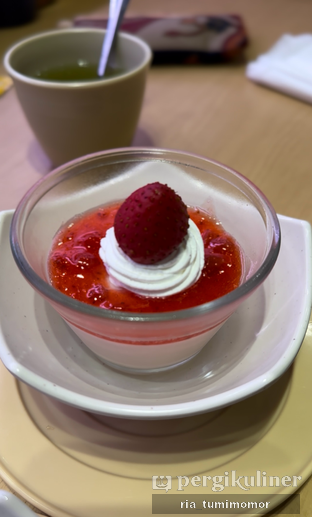 Foto 3 - Makanan di Sushiro oleh hobinyaria 