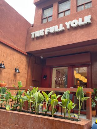 Foto 5 - Makanan di The Full Yolk oleh FoodieTravelDiary23 PL