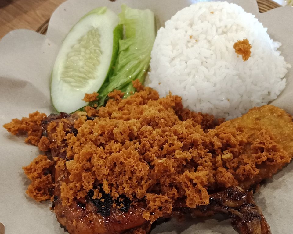Ayam Baraya, Gading Serpong, Tangerang - Lengkap: Menu terbaru, jam