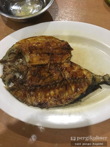 Galeri Foto Makanan Dan Suasana Di Kedai Mancing Ikan Bakar Khas Makassar Taman Mini Oleh Suci Puspa Hagemi 5