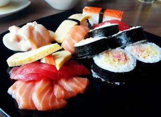 12 Sushi di Kelapa Gading yang Bikin Nagih dan Kepengen Lagi