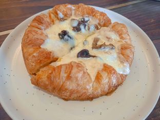 Foto 2 - Makanan di N.O.B Cafe & Patisserie oleh Handi Suyadi