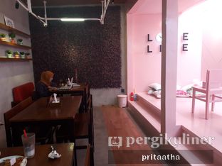 Foto 7 - Interior di De Mandailing Cafe N Eatery oleh Prita Hayuning Dias
