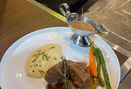 Foto Makanan di Idroc Space