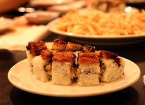 15 Sushi Halal di Jakarta Yang Paling Yummy