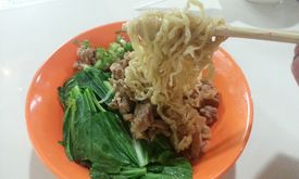 Bakmie Loncat