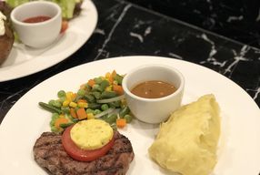Foto Indoguna Gourmet
