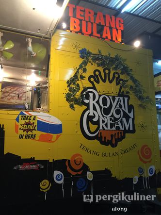 Foto Eksterior di Royal Cream