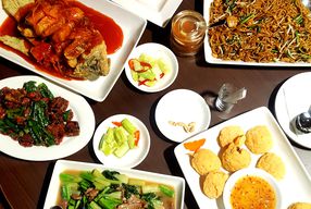 Foto Hong He by Angke Restaurant