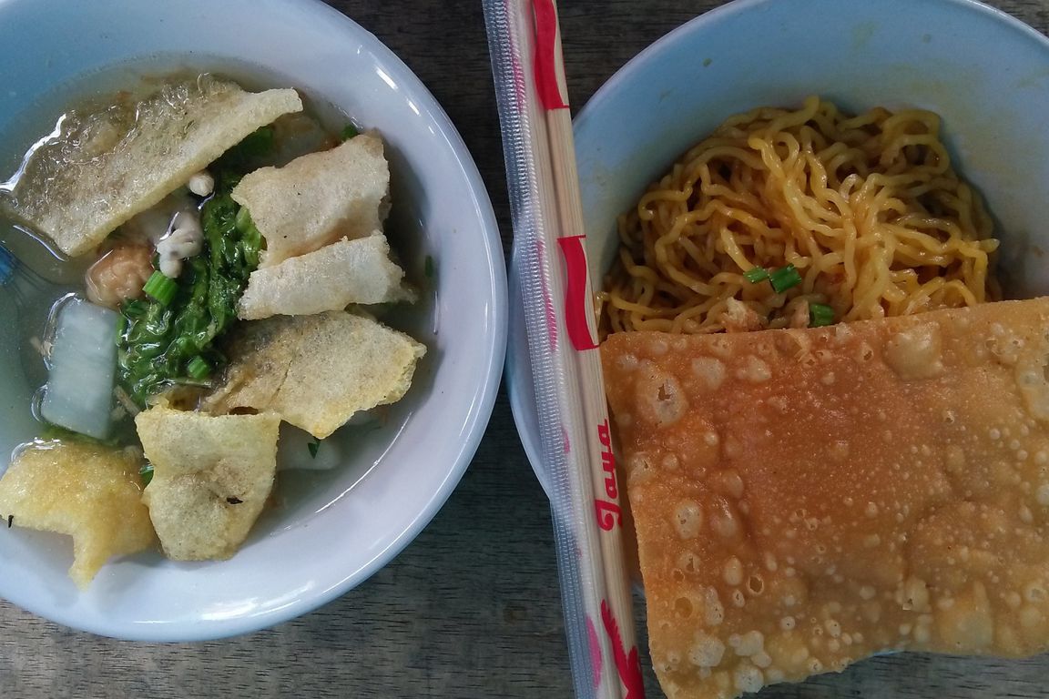 Mie Baso Campur Kancil Batik  Pasir Kaliki Bandung 