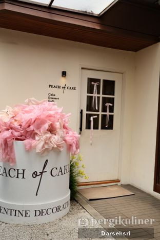 Foto review Peach of Cake oleh Darsehsri  6
