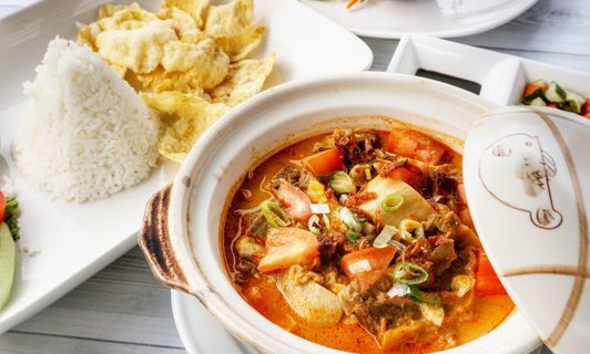 Peringkat: 10 restoran / tempat makan Masakan Indonesia enak di Kelapa