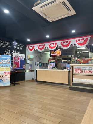 Foto review Domino's Pizza oleh FoodieTravelDiary23 PL 2