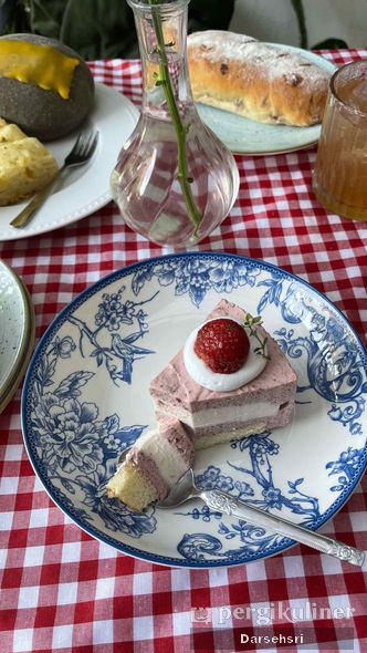 Foto Makanan di Baked & Treats