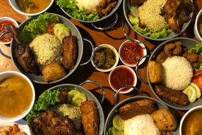 Foto Ayam Bebek Angsa Masak Di Kuali