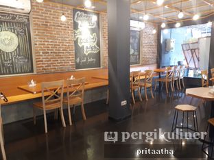 Foto 6 - Interior di Warung Wakaka oleh Prita Hayuning Dias