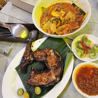 Foto Makanan di Restoran Ikan Tude Manado