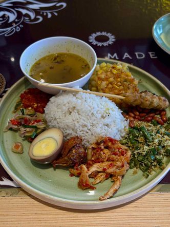 Foto Makanan di Putu Made