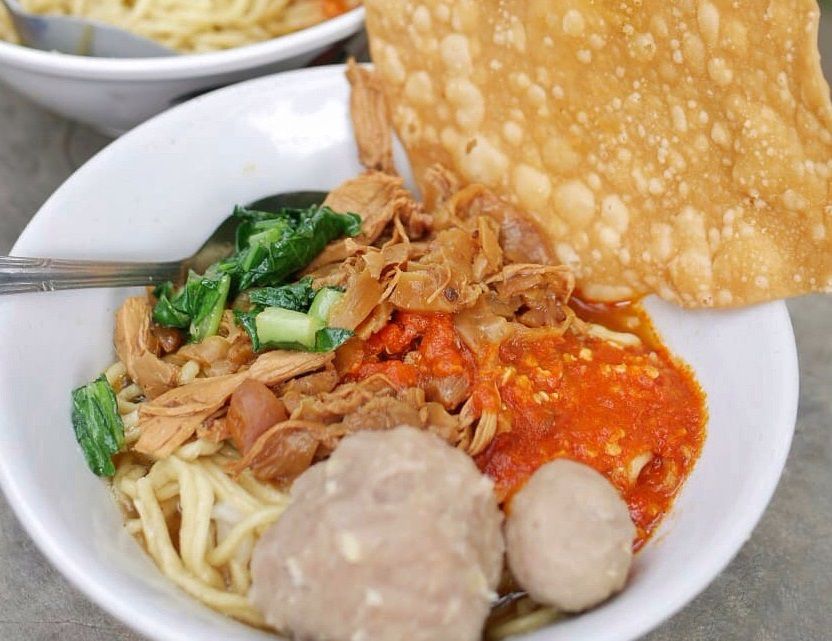 Mie Ayam Cipaganti, Cipaganti, Bandung - Lengkap: Menu ...