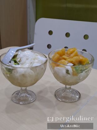 Foto 1 - Makanan di Es Teler 77 oleh UrsAndNic 
