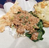 Foto Nasi Pecel di Bu Tris Resto
