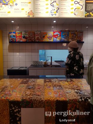 Foto 3 - Interior di Sunday Bowl Cereal Club oleh Placetogoandeat ID