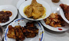 Rumah Makan Surya