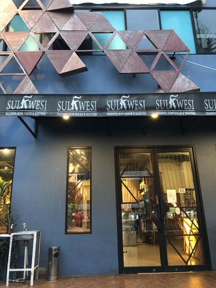 Foto review Sulawesi@Polim oleh Albert Murdiono 1