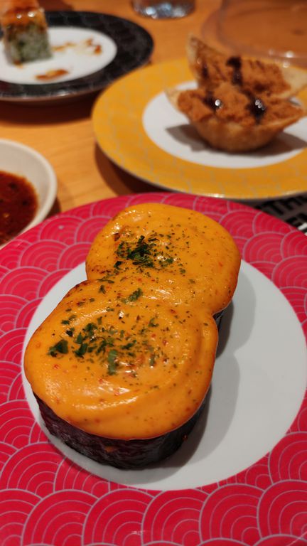 sushi-halal-enak-review-enakuga-di-restoran-tom-sushi-pondok-indah