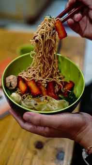 Foto Makanan di Vegetarian Bakmie Garing H-P (Hot Pedas)