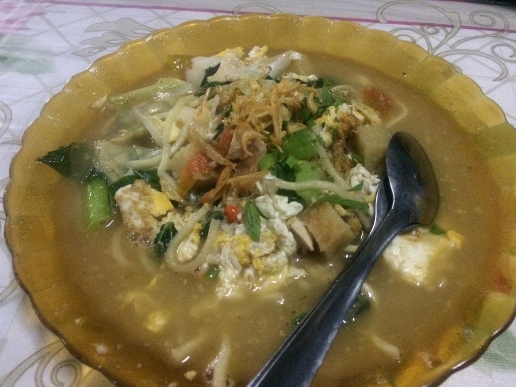 Bakmi Jawa & Ayam Goreng Kremes Mas Tri, Sarijadi, Bandung ...