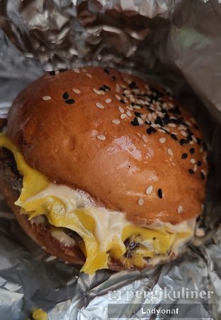 Foto 8 - Makanan di Mogul Burger oleh Placetogoandeat ID