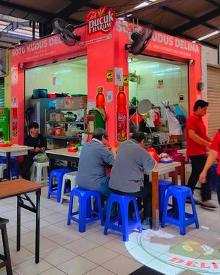 Foto 2 - Makanan di Soto Ayam Kudus Delima oleh Momondud 